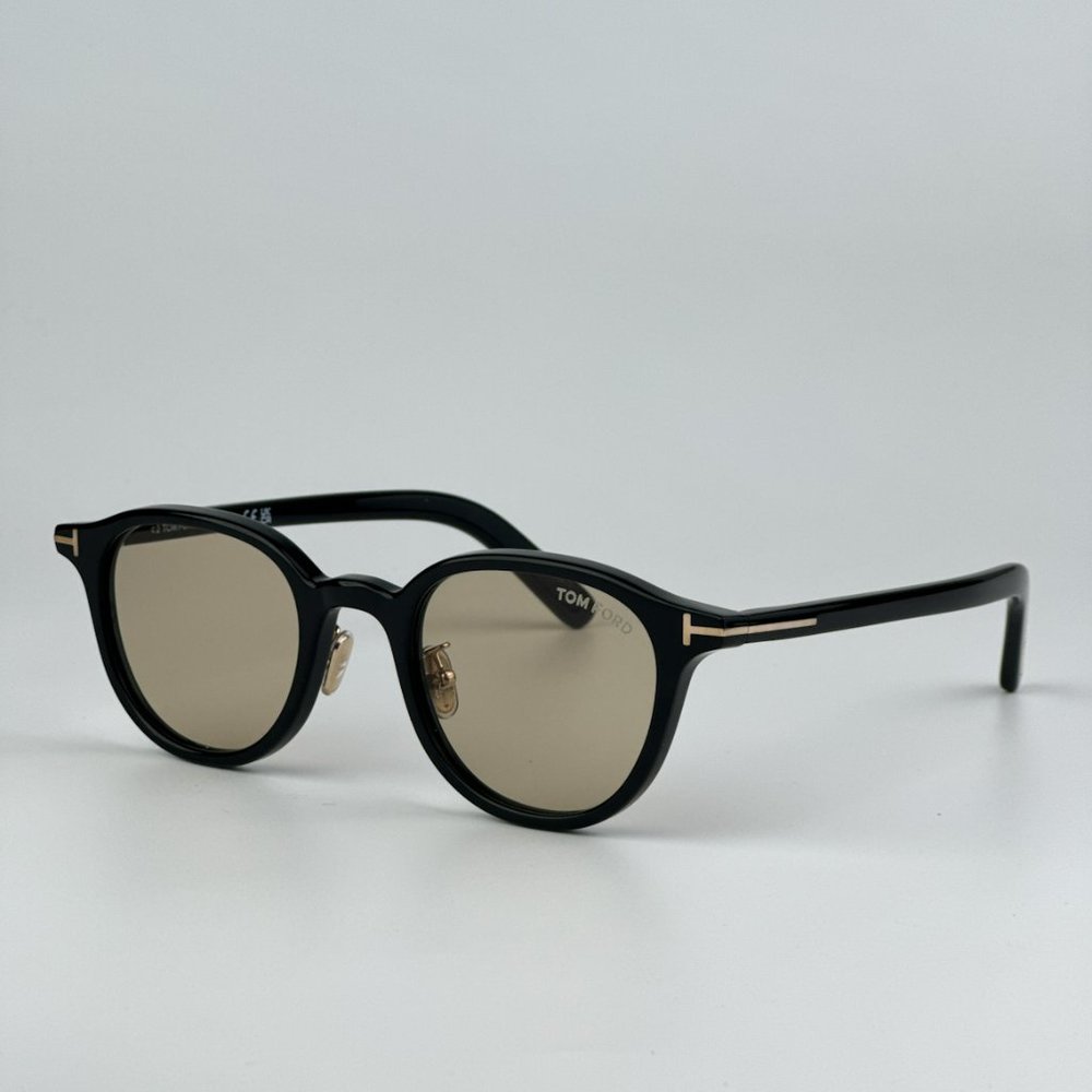 NEW Tom Ford FT0977-D 01A Shiny Black Smoke Round Unisex Sunglasses - Picture 6 of 14